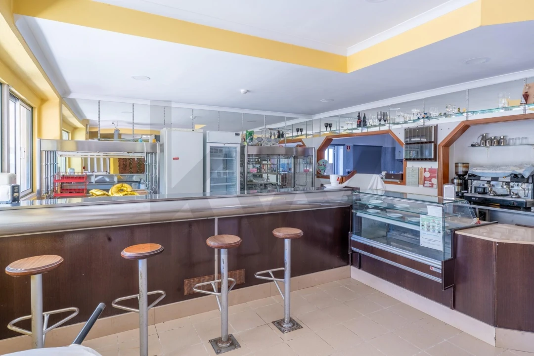 Moradia T5 para Venda em Casais e Alviobeira Foto 23