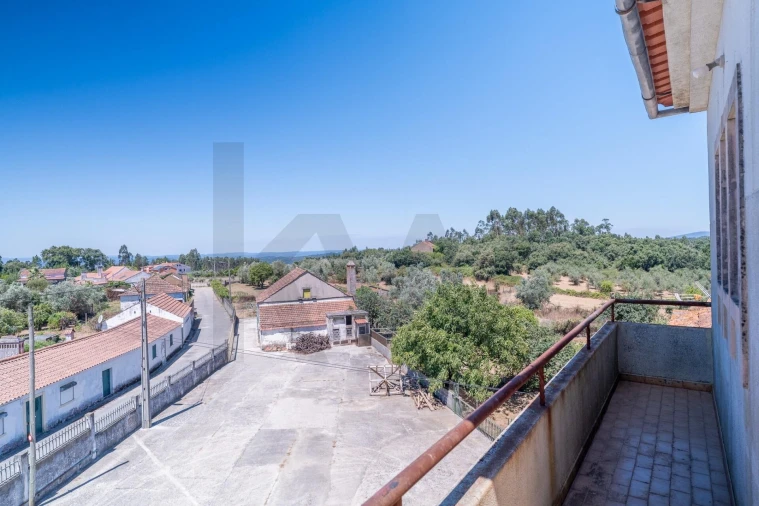 Moradia T5 para Venda em Casais e Alviobeira Foto 38