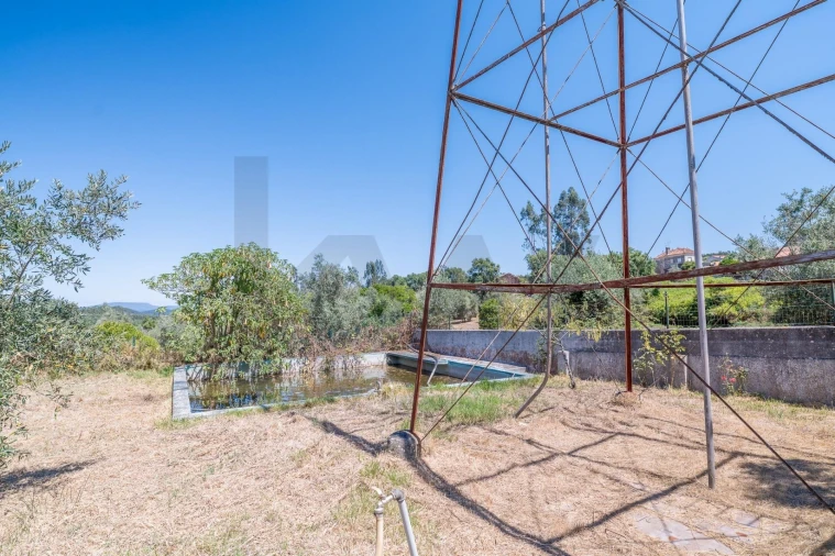 Moradia T5 para Venda em Casais e Alviobeira Foto 42