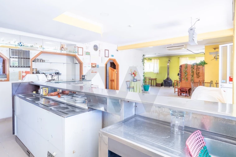 Moradia T5 para Venda em Casais e Alviobeira Foto 26