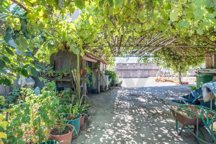 Moradia T5 para Venda em Casais e Alviobeira Foto 49