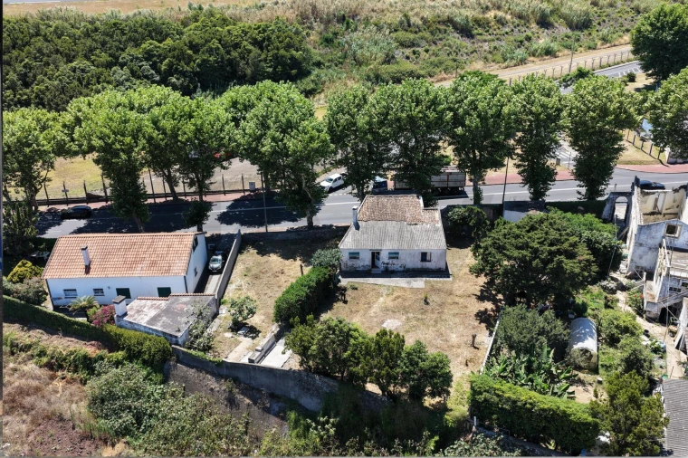 Moradia T2 para Venda em Santa Clara Foto 25