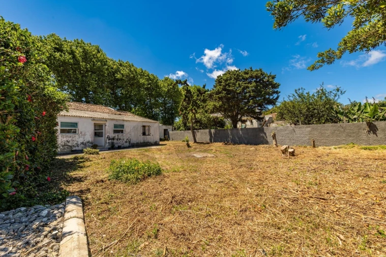 Moradia T2 para Venda em Santa Clara Foto 19