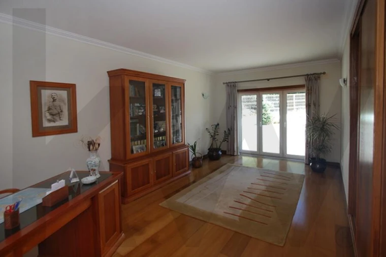 Moradia T4 para Venda em Foz do Arelho Foto 29