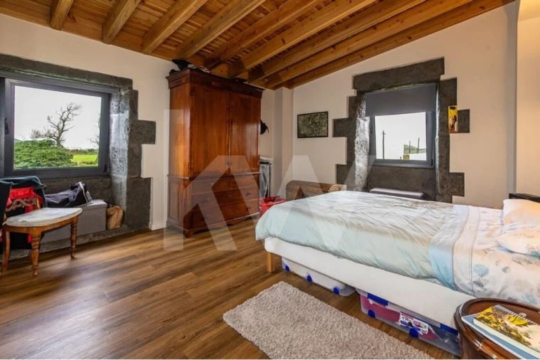 Moradia T5 para Venda em Guadalupe Foto 24