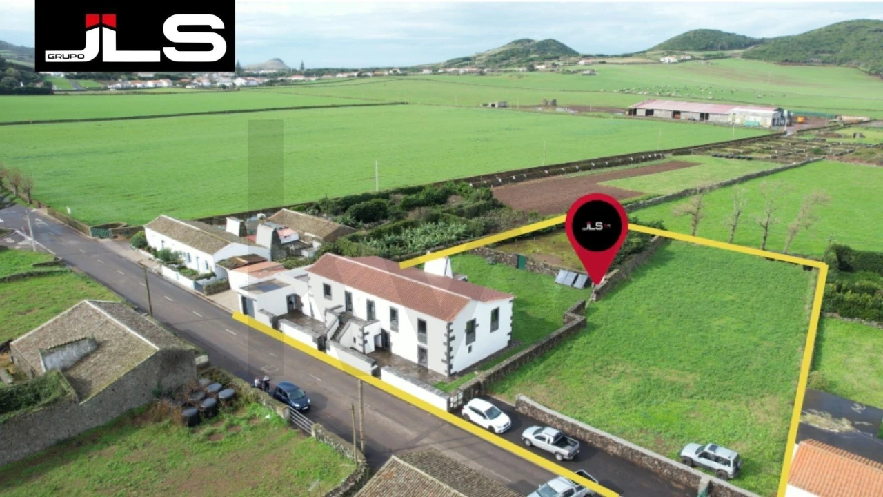 Moradia T5 para Venda em Guadalupe Foto 1