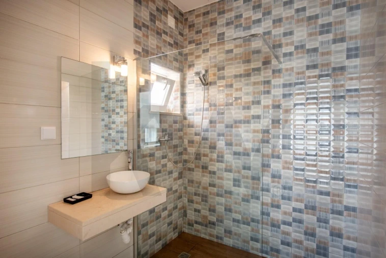 Moradia T6 para Venda em Vila de Sagres Foto 18