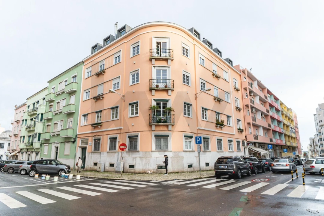 Apartamento T3 para Venda em Campo de Ourique Foto 46