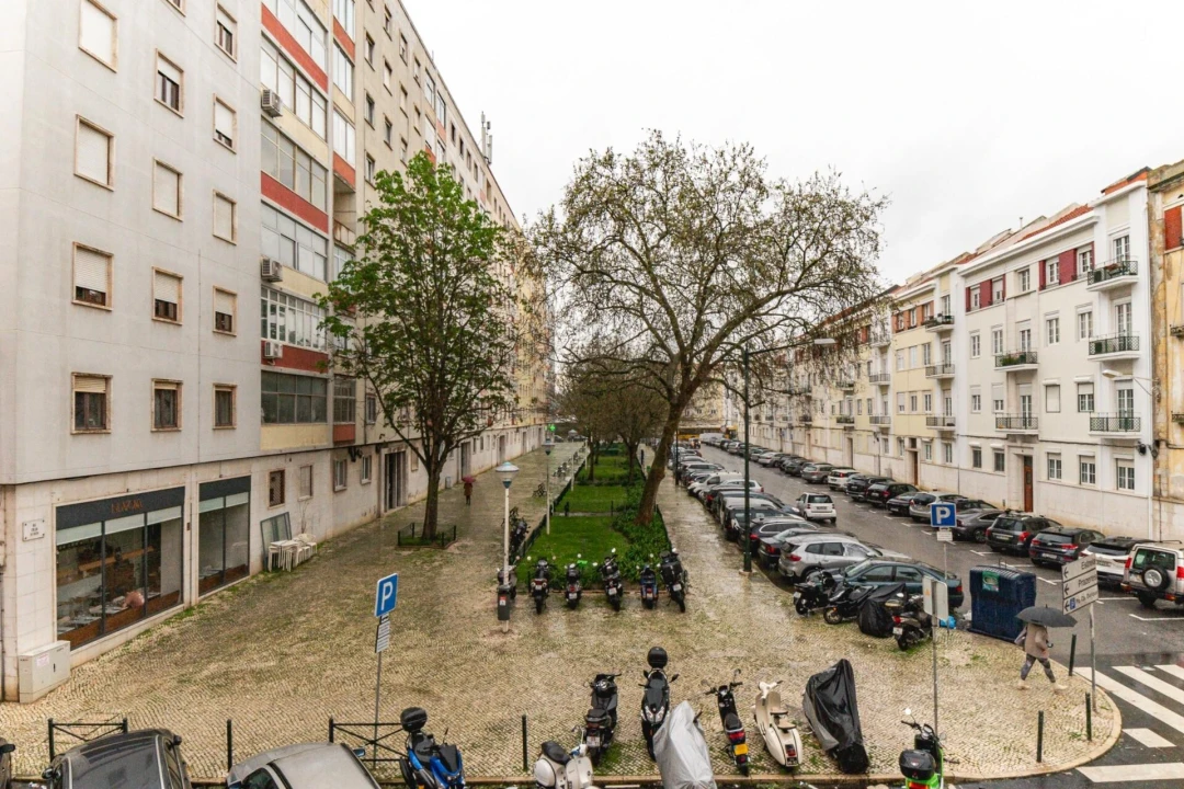 Apartamento T3 para Venda em Campo de Ourique Foto 39