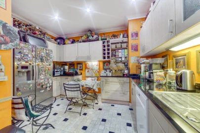 Apartamento T3 para Venda em Campo de Ourique