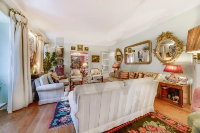 Apartamento T3 para Venda em Campo de Ourique
