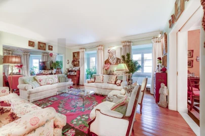 Apartamento T3 para Venda em Campo de Ourique