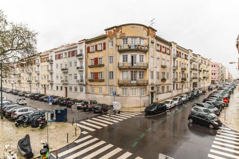 Apartamento T3 para Venda em Campo de Ourique Foto 40
