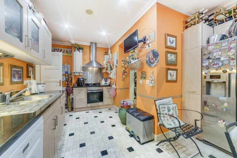 Apartamento T3 para Venda em Campo de Ourique Foto 18