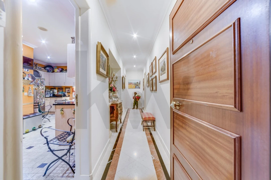 Apartamento T3 para Venda em Campo de Ourique Foto 21