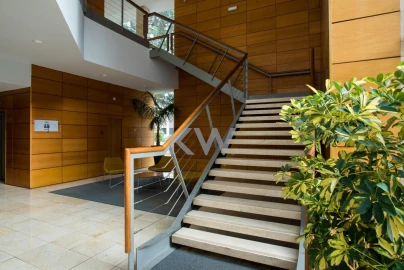 Apartamento T2 para Arrendamento em Campolide