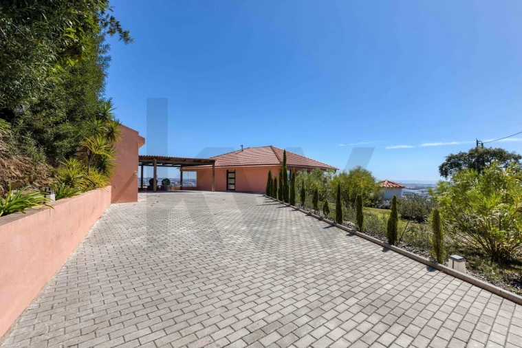 Moradia T3 para Venda em Agualva e Mira-Sintra Foto 59