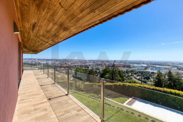 Moradia T3 para Venda em Agualva e Mira-Sintra Foto 40