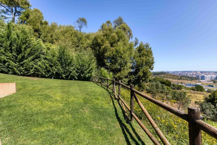 Moradia T3 para Venda em Agualva e Mira-Sintra Foto 58