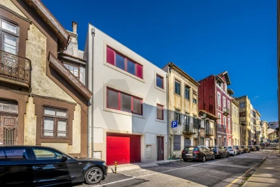 Moradia T3 para Venda em Aldoar, Foz do Douro e Nevogilde