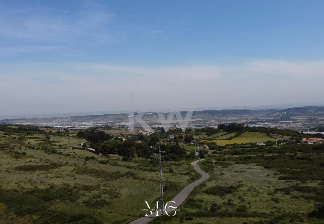 Terreno para Venda em Santo Antão e São Julião do Tojal Foto 9