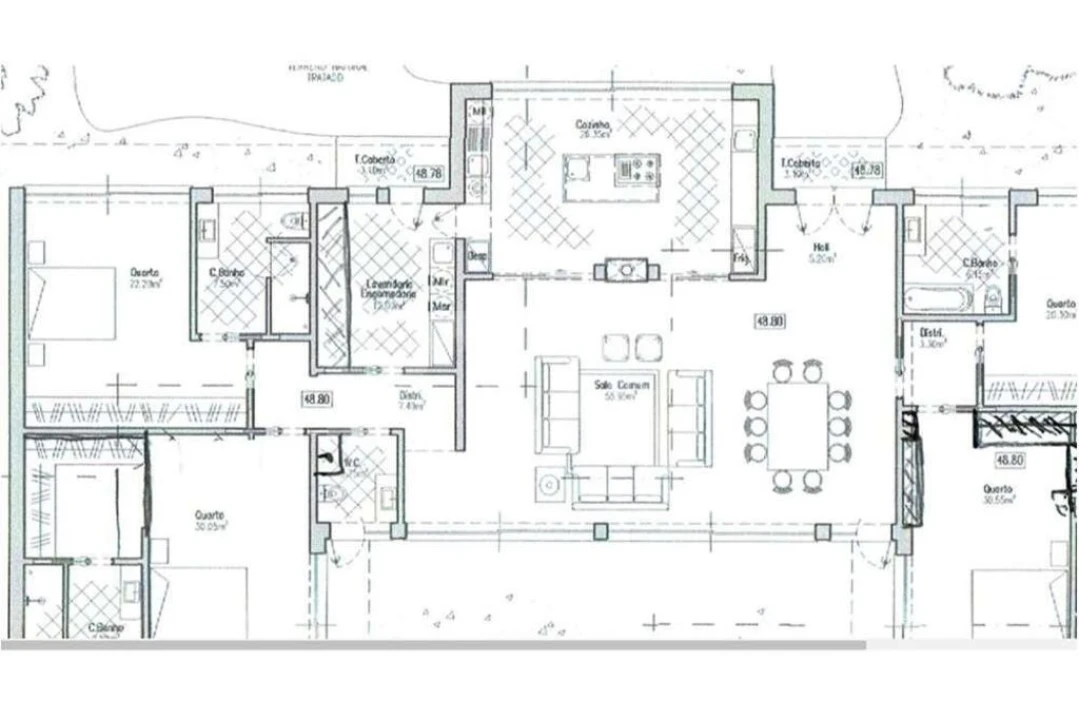 Moradia T5 para Venda em Guia Foto 64