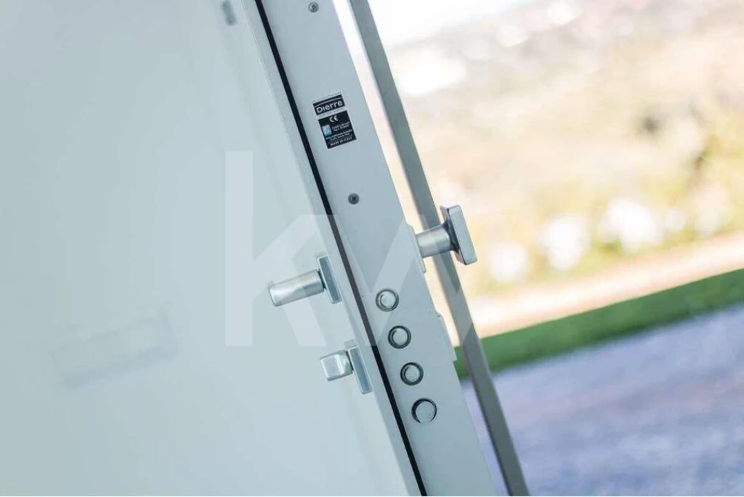 Moradia T5 para Venda em Guia Foto 48