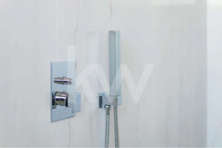 Moradia T5 para Venda em Guia Foto 21