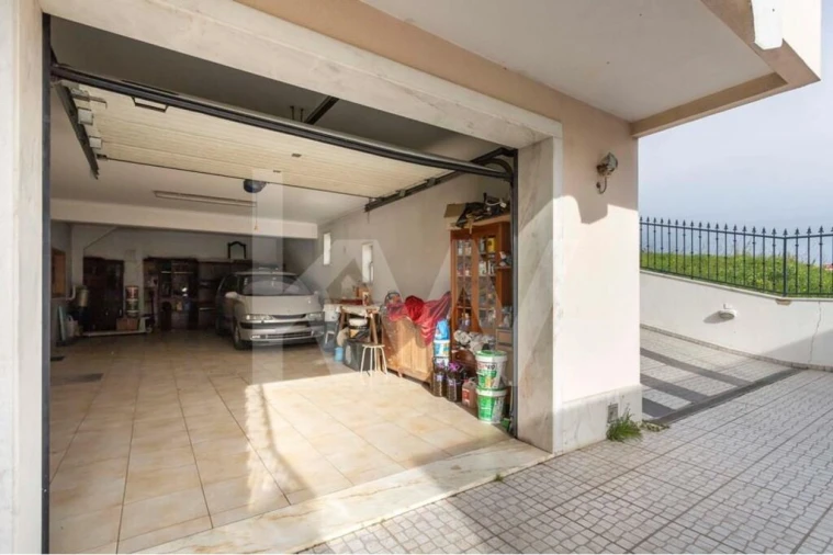 Moradia T5 para Venda em Vialonga Foto 56