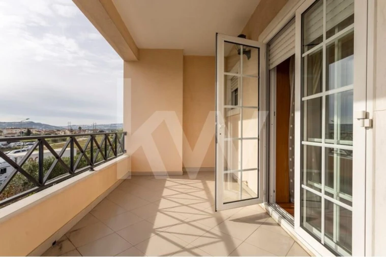 Moradia T5 para Venda em Vialonga Foto 37