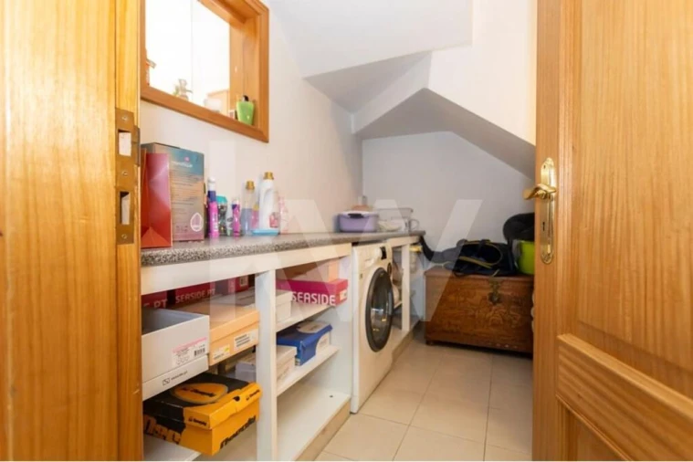 Moradia T5 para Venda em Vialonga Foto 51