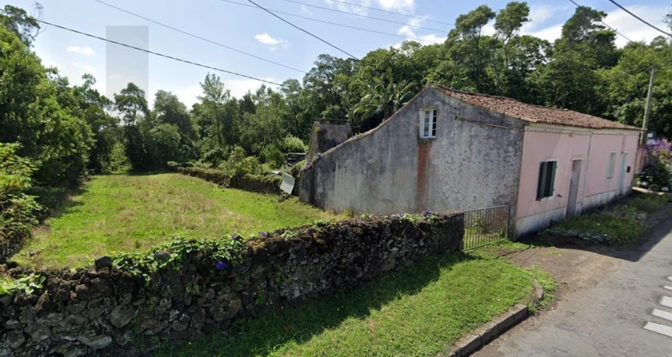 Terreno para Venda em Fenais da Luz Foto 9