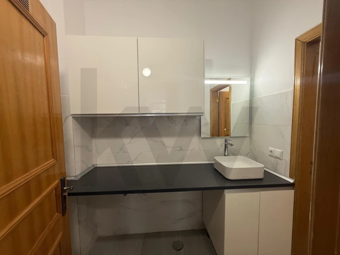 Apartamento T1 para Arrendamento em Queluz e Belas Foto 7