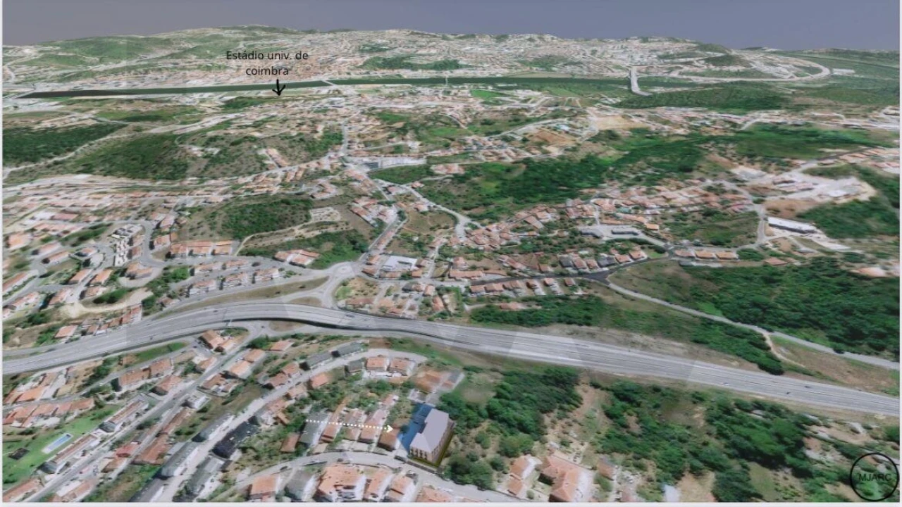 Prédio para Venda em Eiras e São Paulo de Frades Foto 14