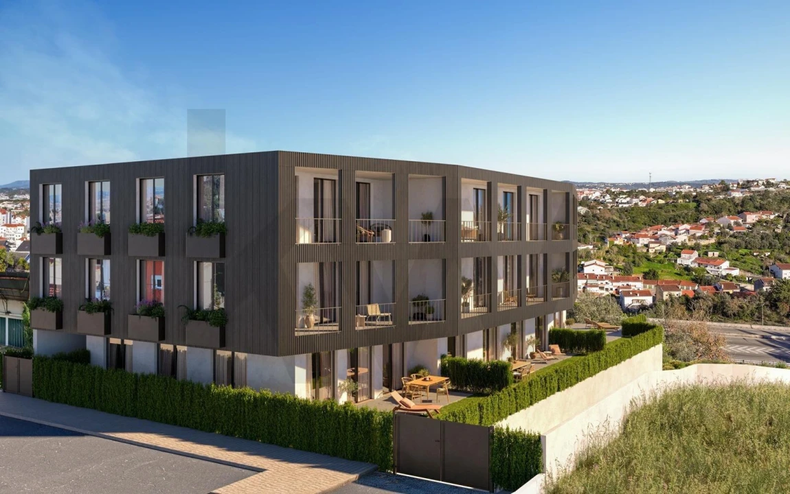 Prédio para Venda em Eiras e São Paulo de Frades Foto 2