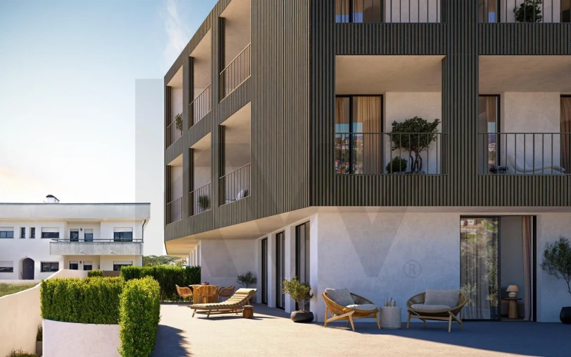 Prédio para Venda em Eiras e São Paulo de Frades Foto 3