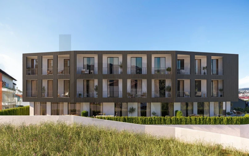 Prédio para Venda em Eiras e São Paulo de Frades