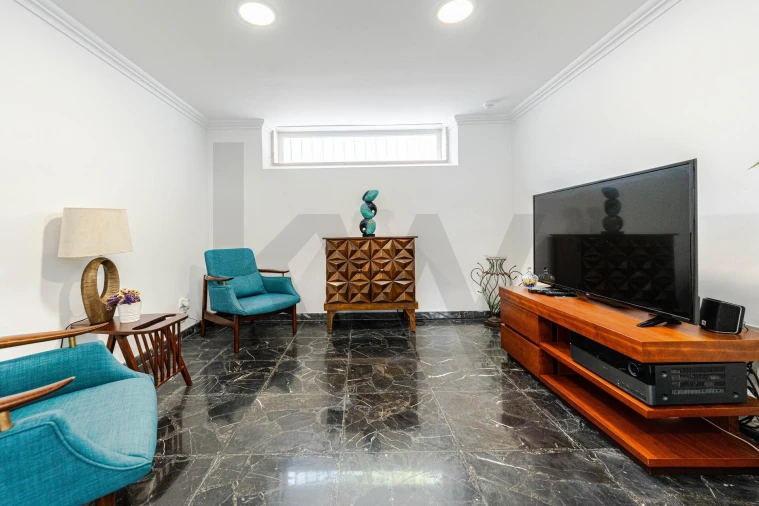 Moradia T4 para Venda em Barcarena Foto 7