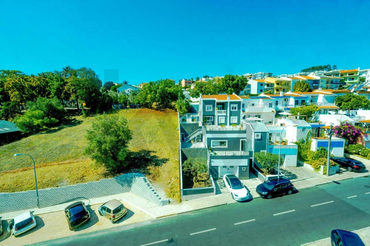 Moradia T4 para Venda em Barcarena Foto 56