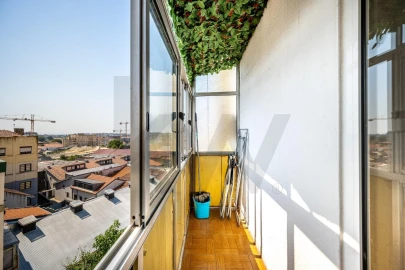 Apartamento T2 para Venda em Paranhos