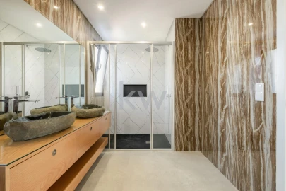 Apartamento T3 para Venda em Caniço