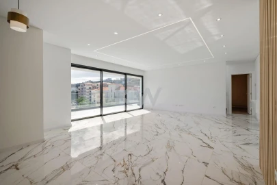 Apartamento T3 para Venda em Caniço