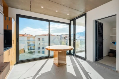 Apartamento T3 para Venda em Caniço