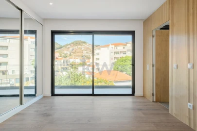Apartamento T3 para Venda em Caniço