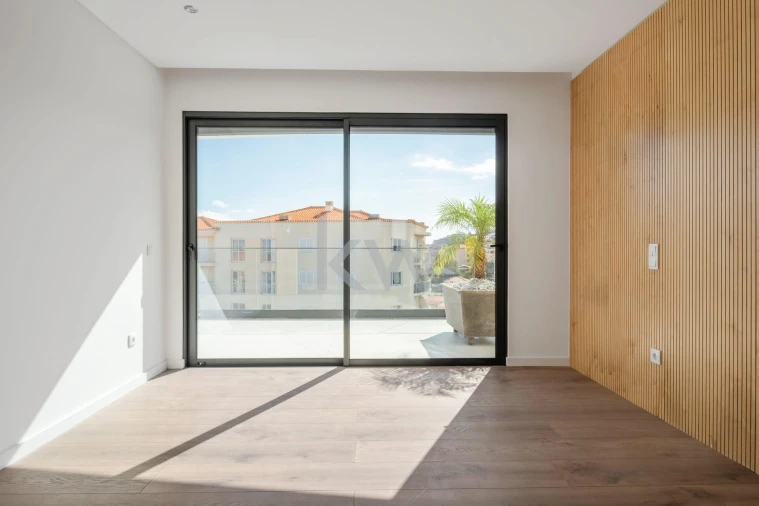 Apartamento T3 para Venda em Caniço Foto 37