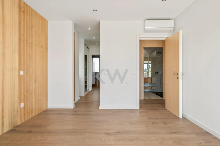 Apartamento T3 para Venda em Caniço Foto 39