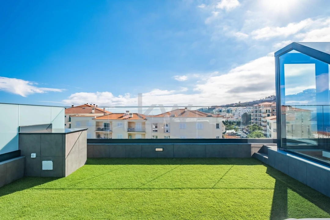 Apartamento T3 para Venda em Caniço Foto 51
