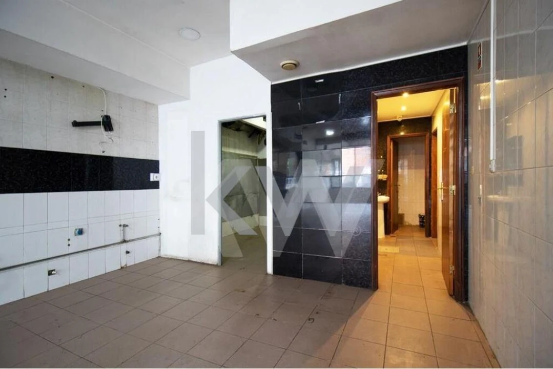 Loja para Venda em Cacém e São Marcos Foto 6