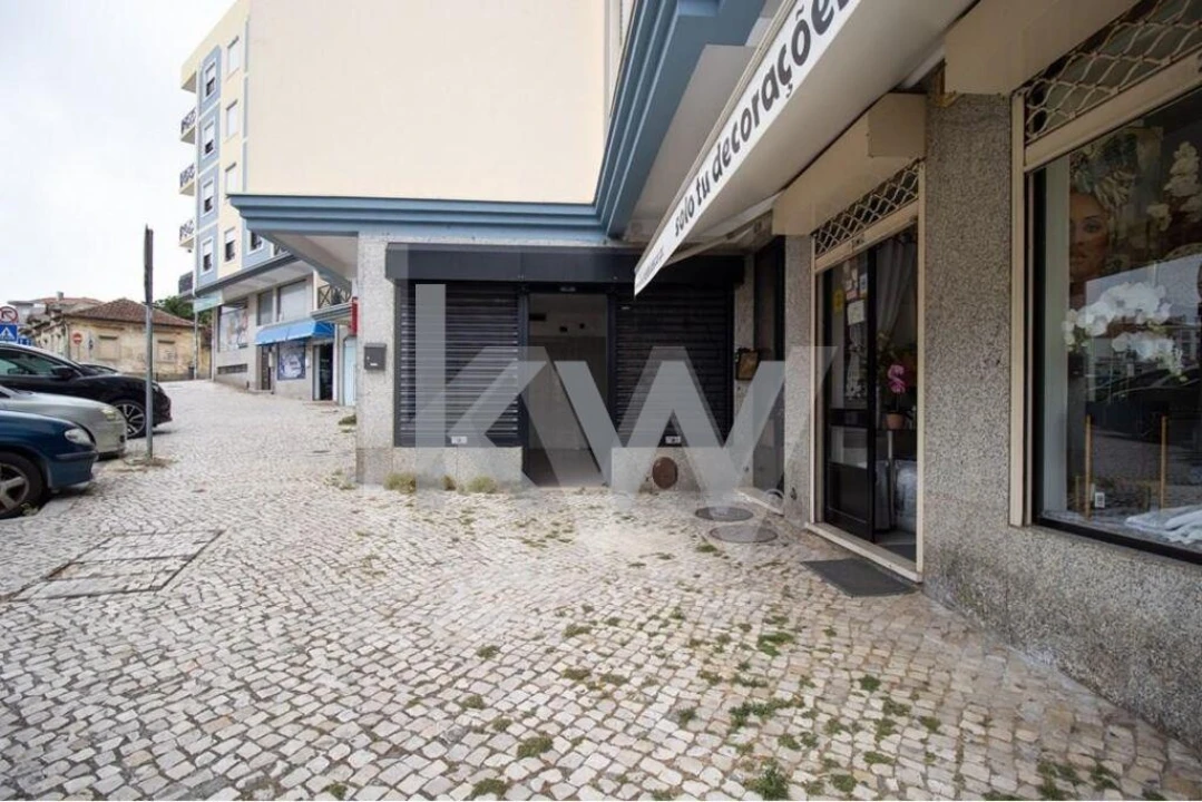 Loja para Venda em Cacém e São Marcos Foto 11