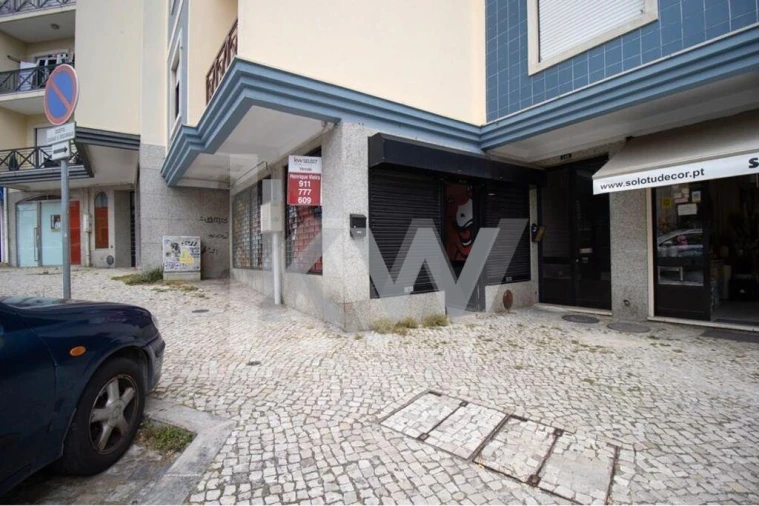 Loja para Venda em Cacém e São Marcos Foto 10